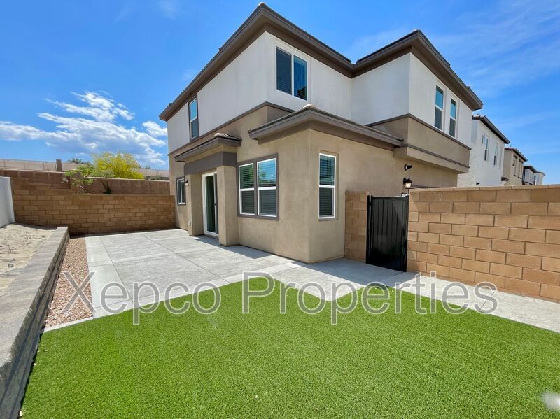 Primary Photo - 41425 Penn Dr