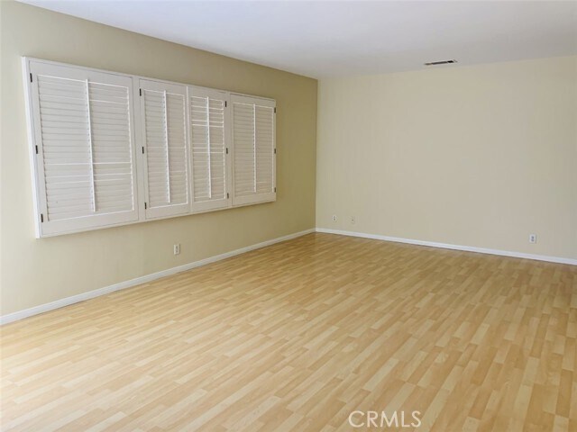 Foto del edificio - 8839 E Greenwood Ave