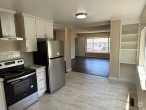 Building Photo - 551 Sonoma Ave