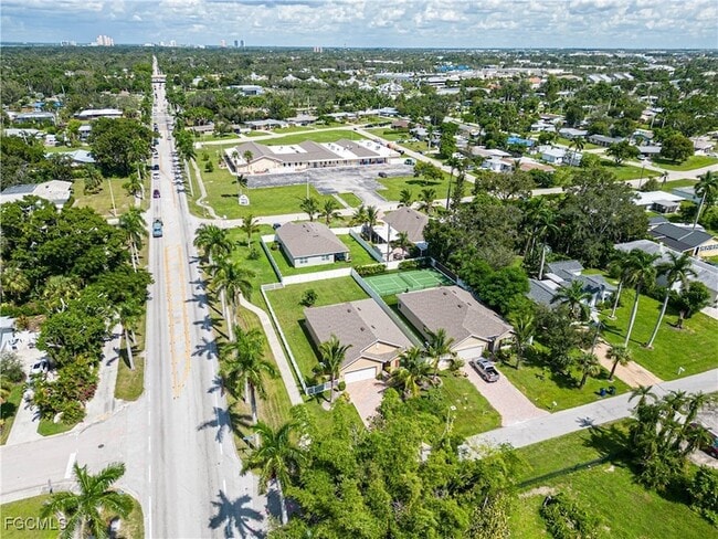Foto del edificio - 1401 Fountain Ave