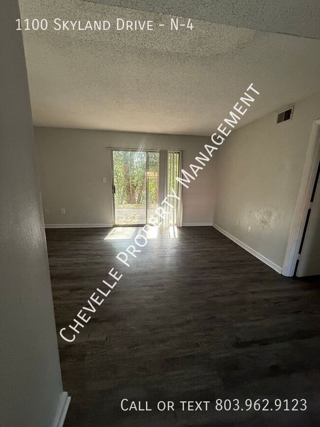 Foto del edificio - 1100 Skyland Dr