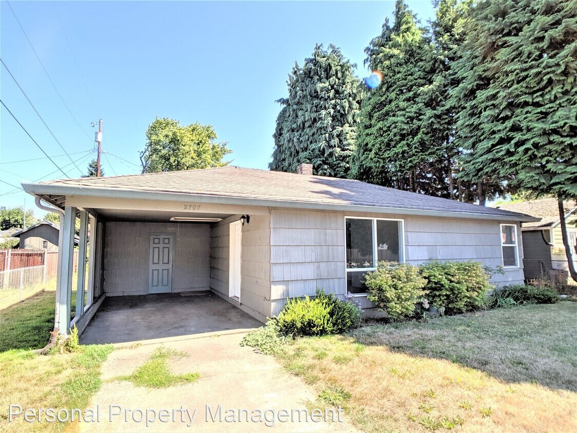 2 br, 1 bath House 2707 Fruit Valley Rd House Rental in Vancouver