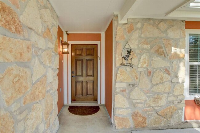 Foto del edificio - 2107 Emerald Isle Dr