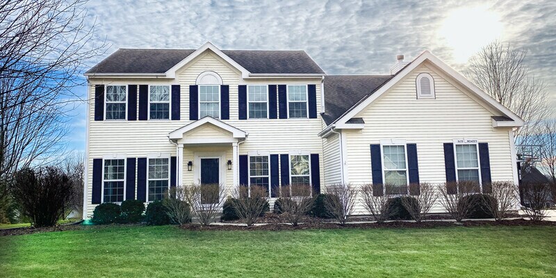 Primary Photo - Woodsview Dr