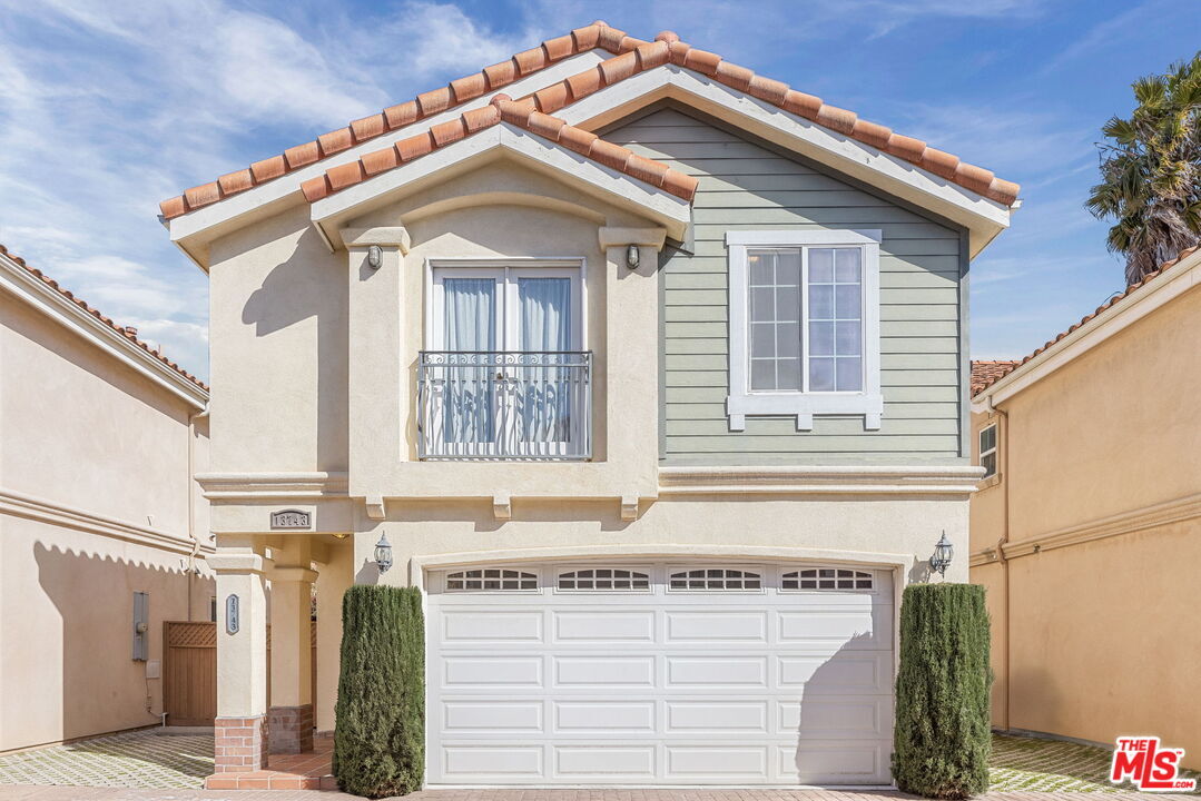 Foto principal - 13743 Cordary Ave