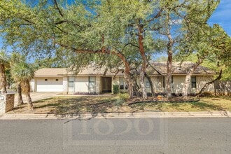 Building Photo - 7302 Waldon Dr