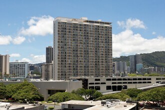 Building Photo - 1655 Makaloa St