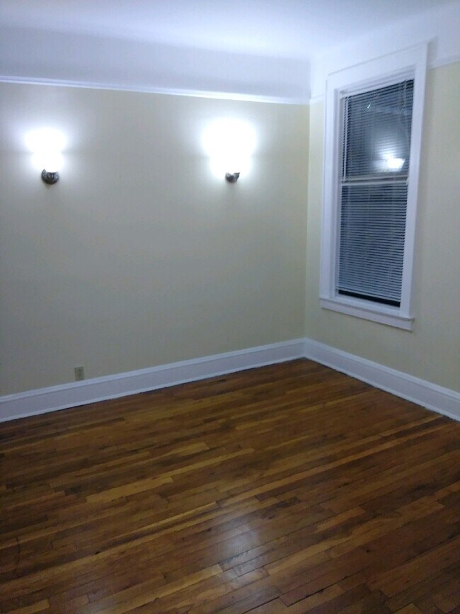 Living Room_1 - 3412 34th St