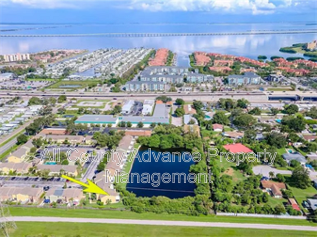 Foto del edificio - 1532 Chateaux De Ville Ct