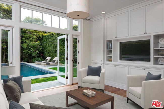 Building Photo - 520 Spoleto Dr