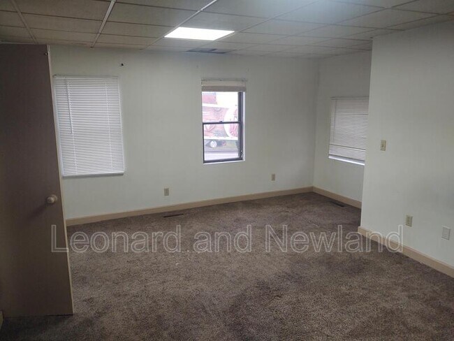 Foto del edificio - 1203 Steubenville Ave