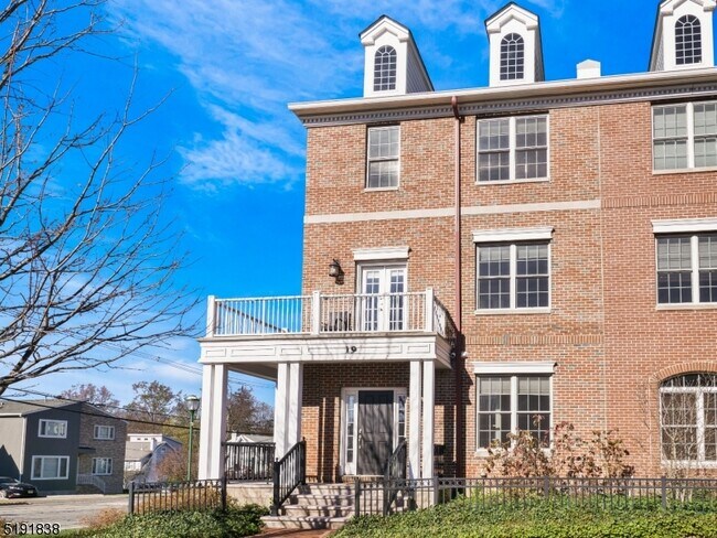 Foto del edificio - 19 Beresford Ln