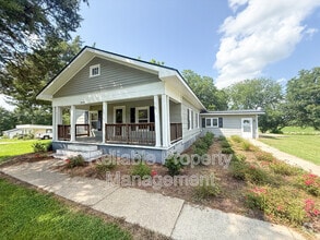 Building Photo - 7048 NC-210