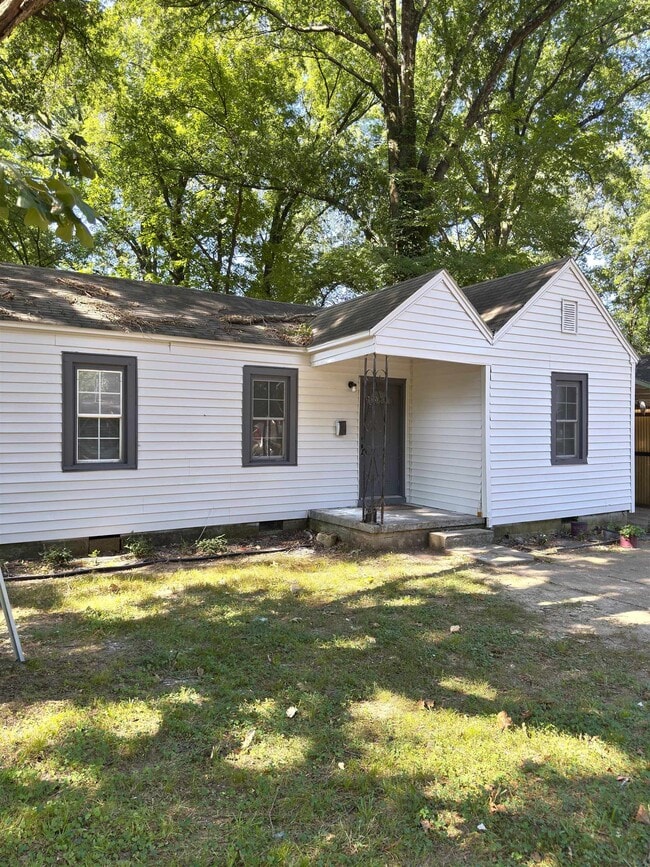Building Photo - 4201 Truman Ave