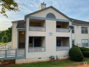 Building Photo - 8024 Tremaine Ct