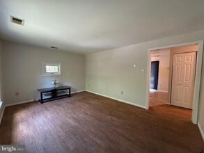 Building Photo - 11850 Clifton Dr