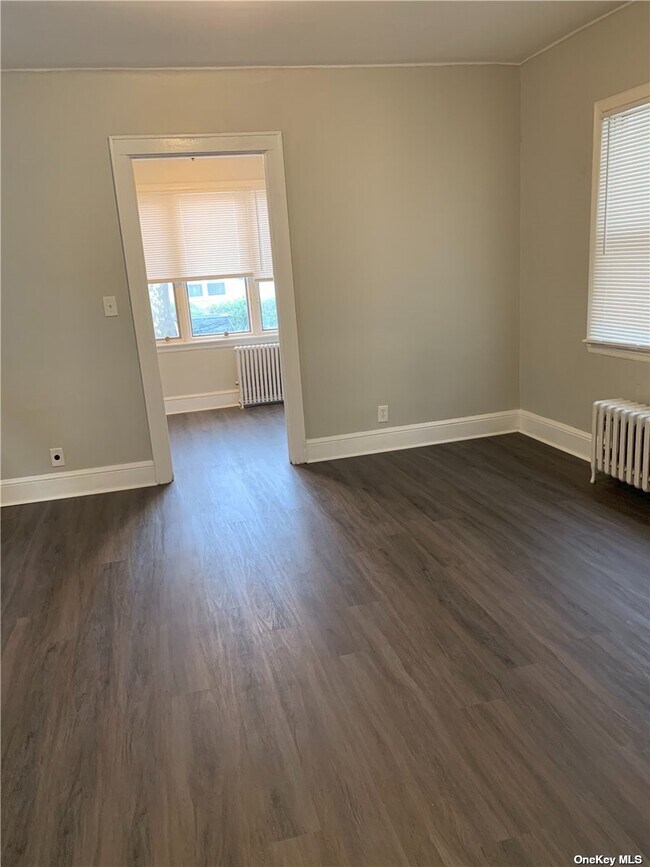 Foto del edificio - 158-46-158-75 75th Ave