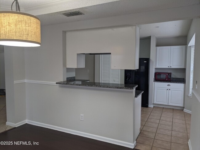Building Photo - 13576 Capistrano Dr S