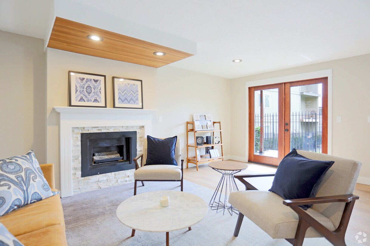 Oak Grove Apartments Milwaukie, OR