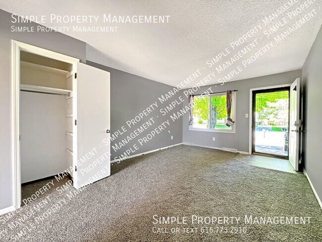 Foto del edificio - Nice 2 Bed 1 Bath Duplex in Allendale