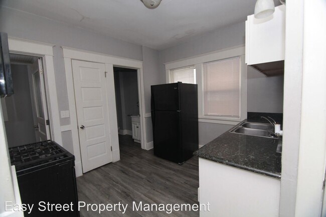 Building Photo - 1115 14th St