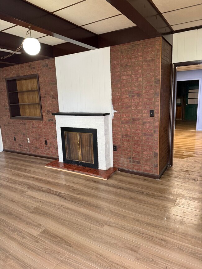 Foto del edificio - 355 Locust St