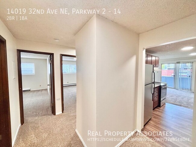Building Photo - Parkway Apartments
