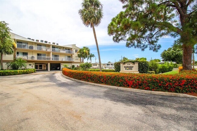 Building Photo - 1714 69th Ave W