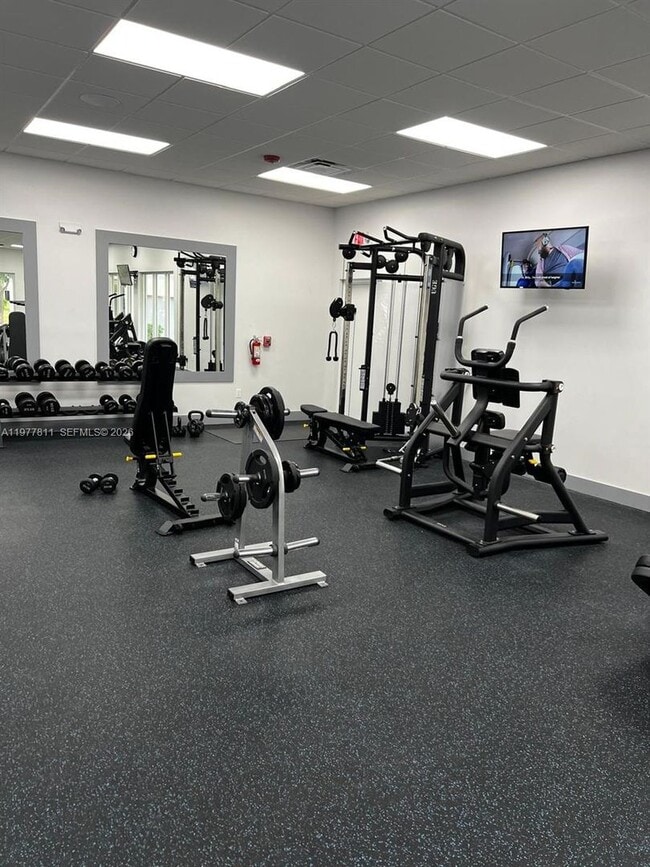 Building Photo - 17021 N Bay Rd