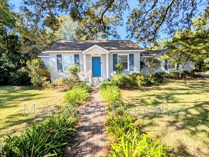 Primary Photo - 2373 Escambia Ave