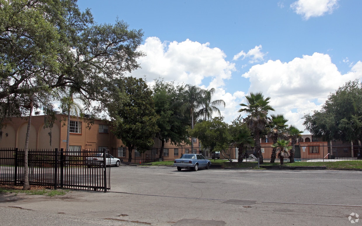 Primary Photo - 1307 E 127th Ave