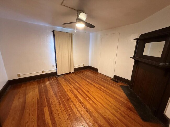Foto del edificio - 2523 NW 6th St