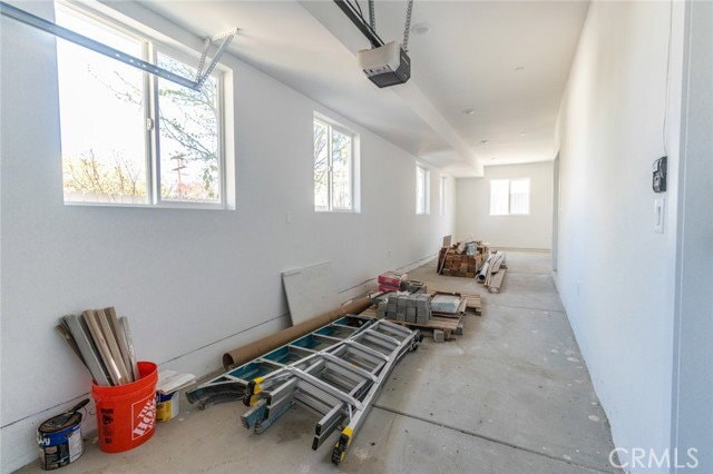 Building Photo - 5144 Riverton Ave
