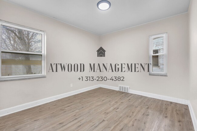 Foto del edificio - This beautifully updated 3-bedroom, 1-bath single-family home is ready for move-in!