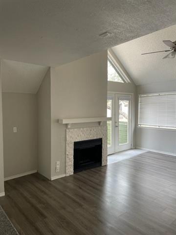 Foto del edificio - 9831 W Walnut St