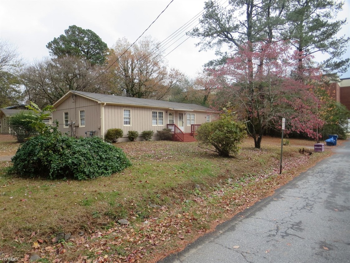 Primary Photo - 3796 Mason Dr