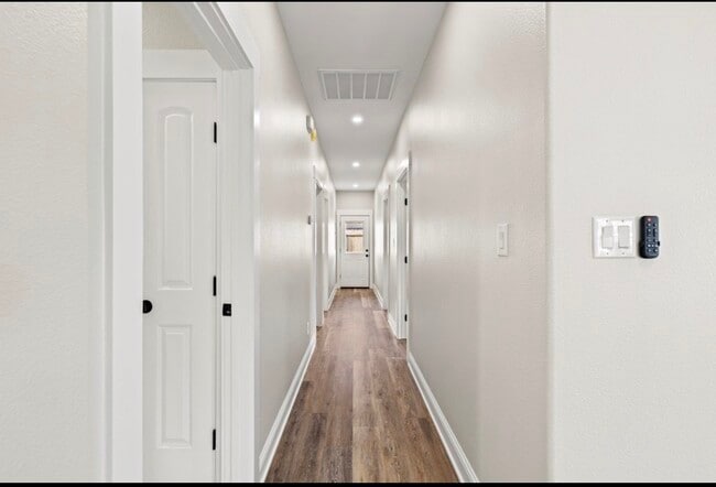 Foto del edificio - 524 Burk St