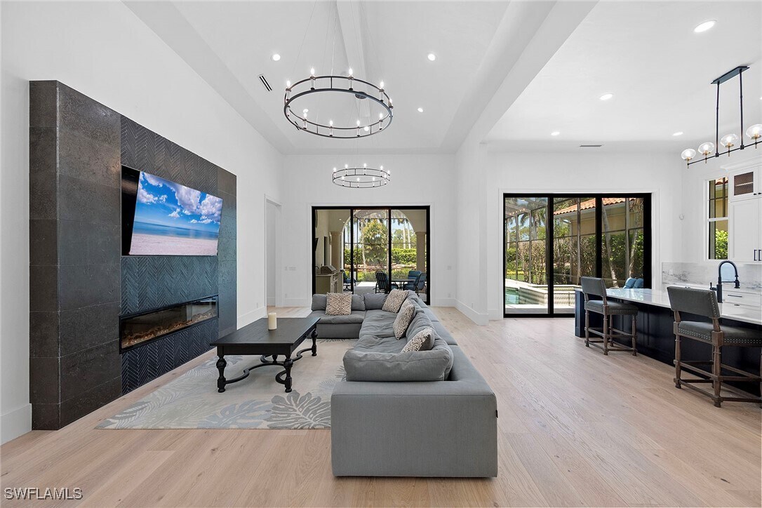 Foto del edificio - 2749 Medallist Ln