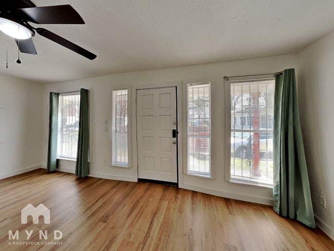 Foto del edificio - 3912 Atlanta St