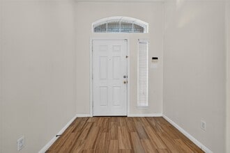 Building Photo - 1706 Teal Run Pl Dr