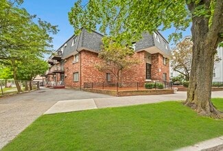 Building Photo - 55 Broad St