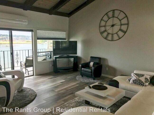 Foto del edificio - 900 East Bay Drive Northeast