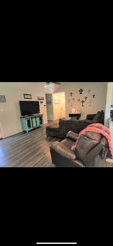Building Photo - 502 Railey Cove