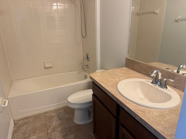 Building Photo - 10769 Savannah Landing Cir