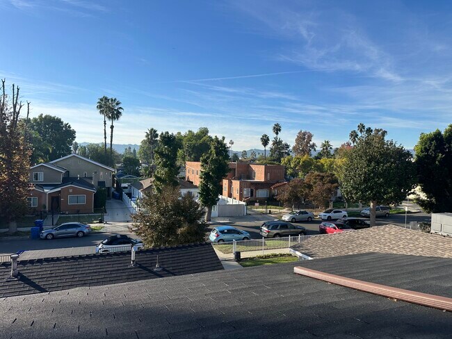 Foto del edificio - 14343 Tiara St