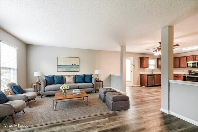 Foto del edificio - 14390 Black Farm Dr