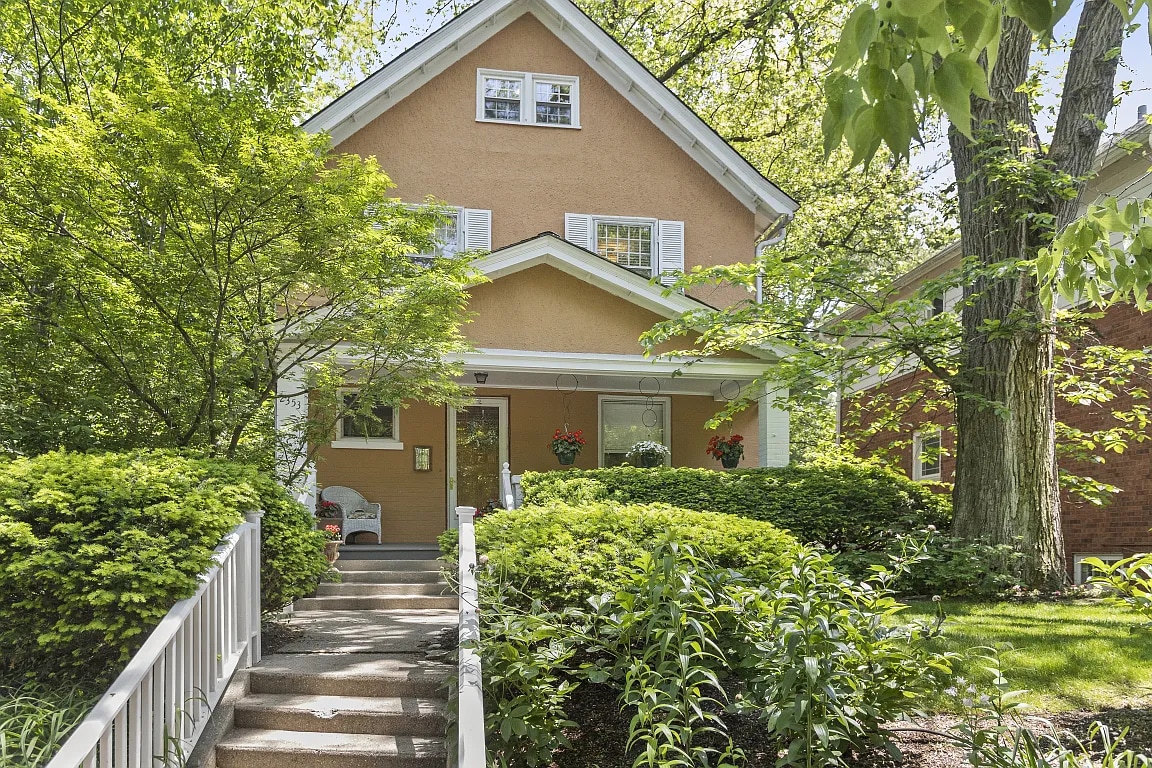 Primary Photo - 2353 Ridge Ave