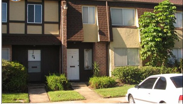 Primary Photo - 2346 Huntington Green Ct