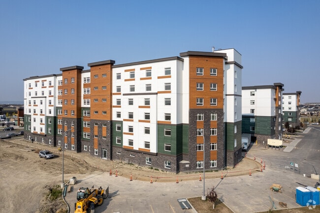 Building Photo - 181 Skyview Bay NE