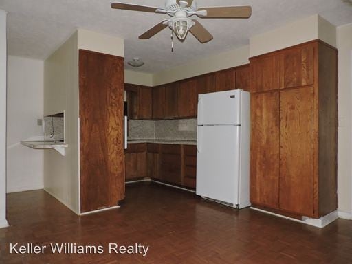 Building Photo - 443 Roan St